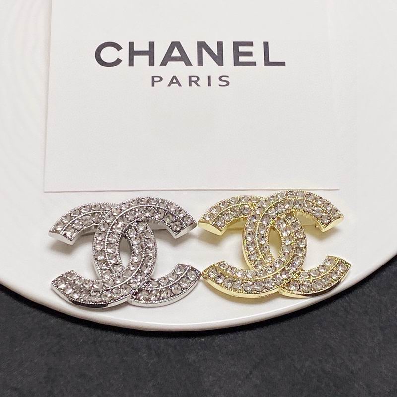 Chanel Brooch 05yxs26